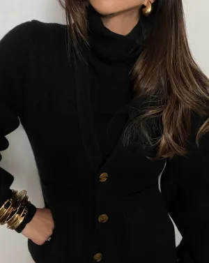 Cashmere Blend Ribbed Turtleneck Sweater in Black