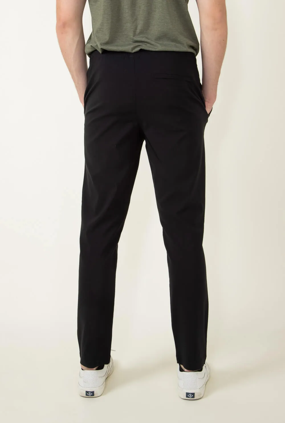 Copper & Oak Elastic File Tech Jogger Pants for Men in Black | K4S4164-BLACK