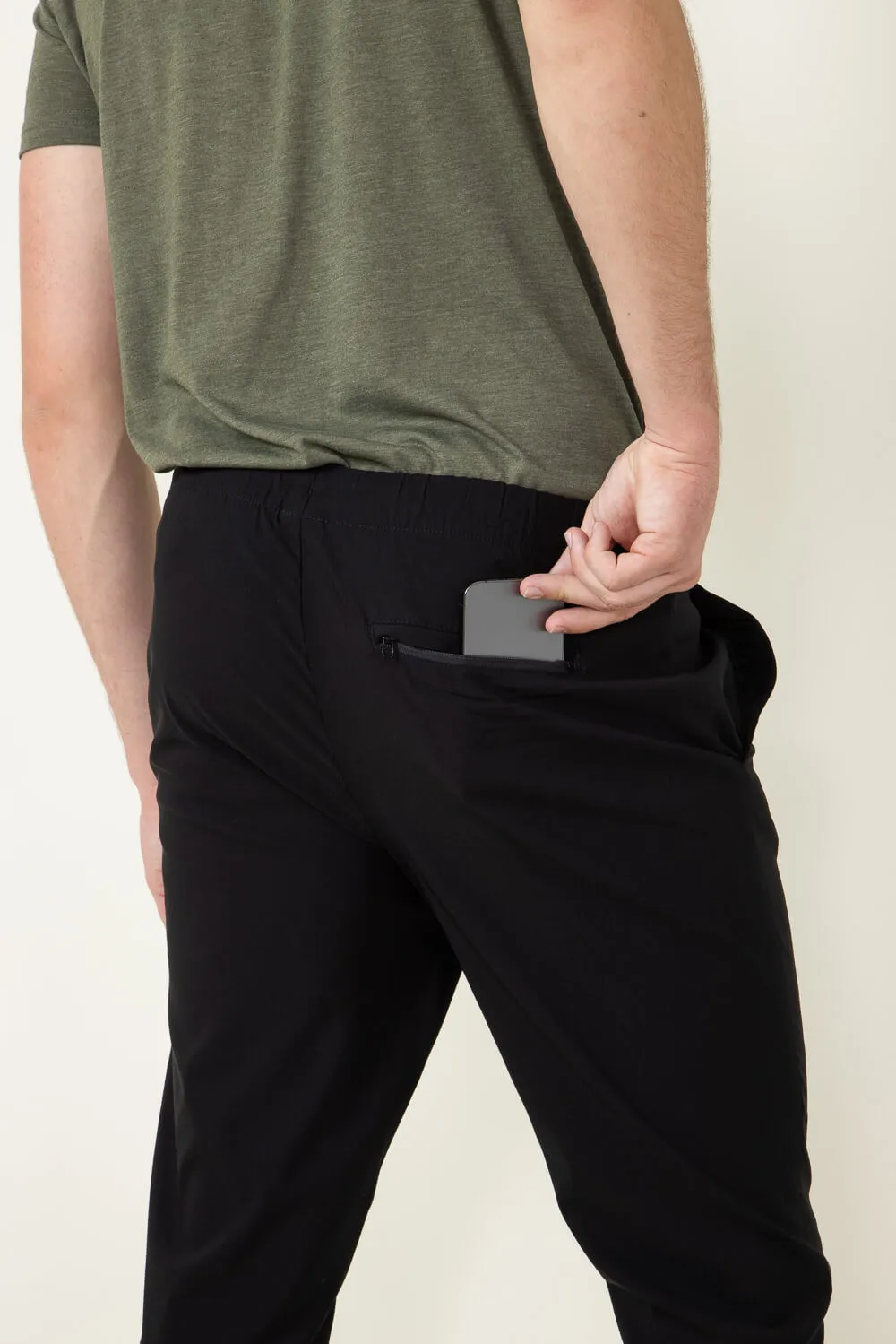 Copper & Oak Elastic File Tech Jogger Pants for Men in Black | K4S4164-BLACK