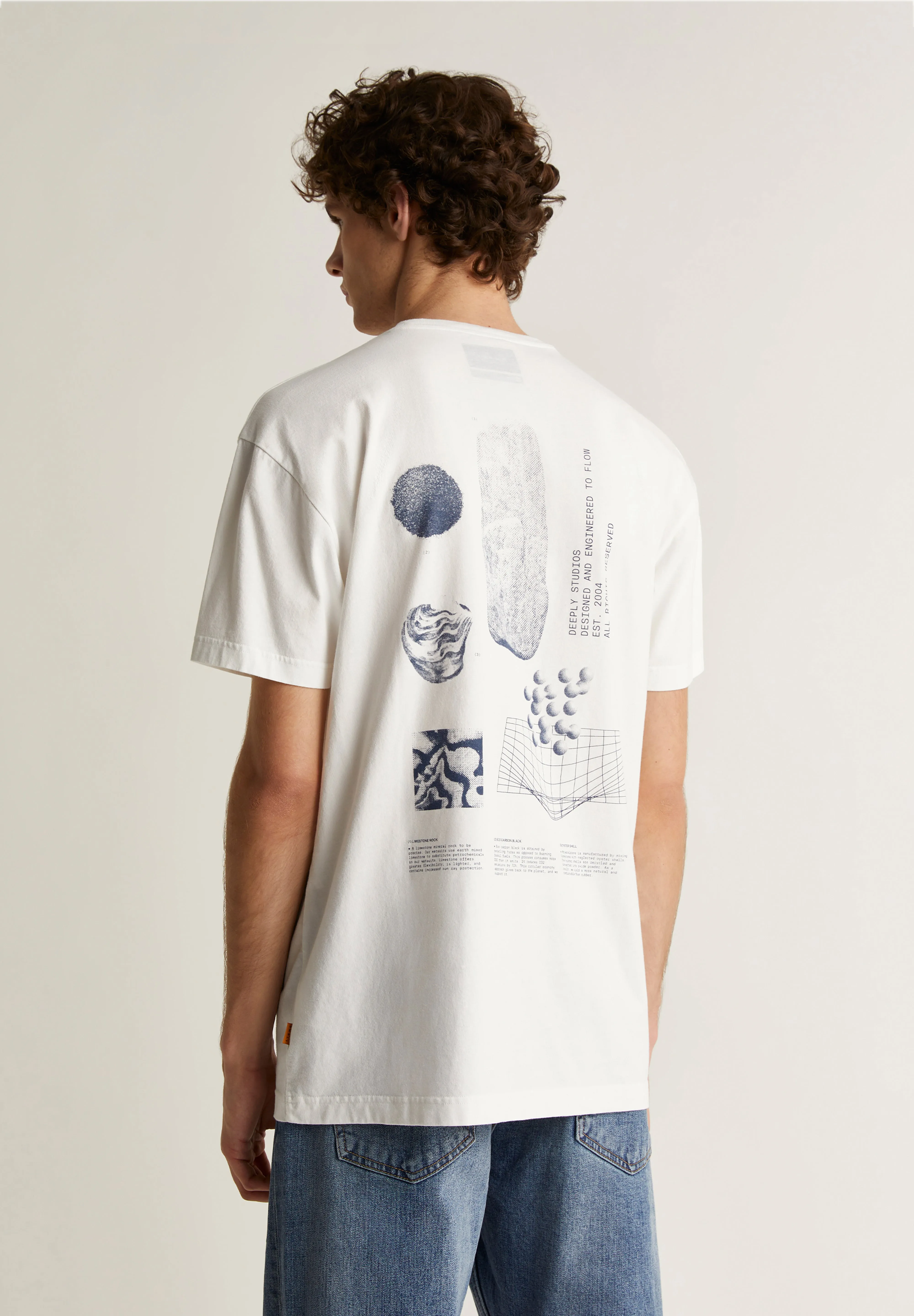 DEEPLY | T-SHIRT COM BOLSO