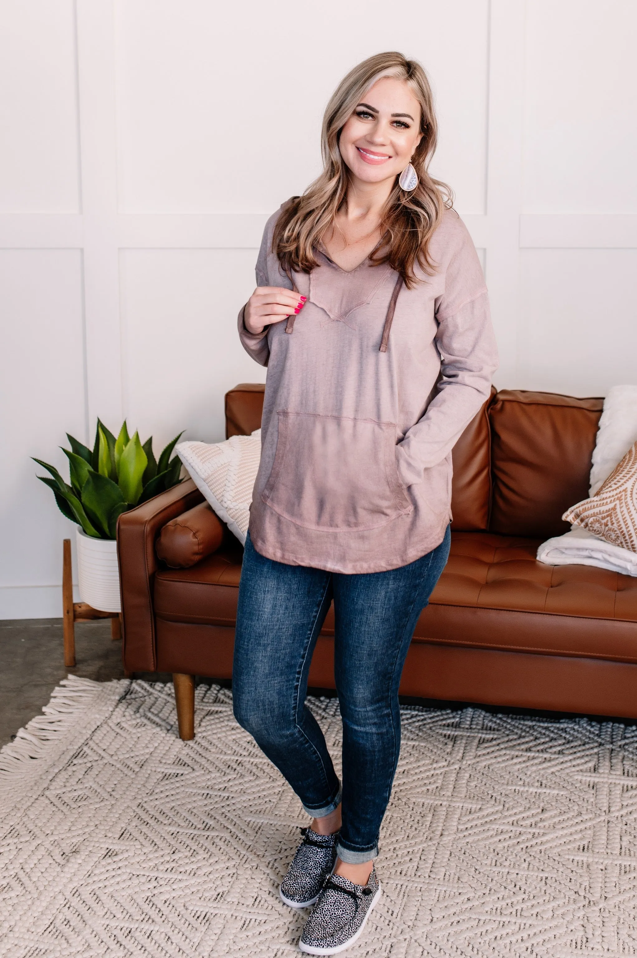 Edge Your Bets Hooded Top In Bark