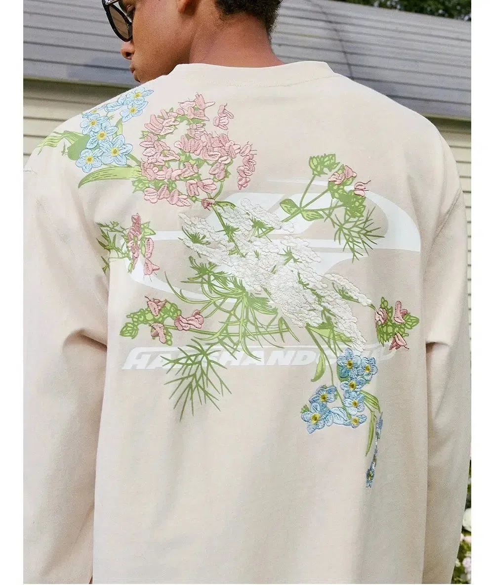 Floral Embroidery Long-sleeved Pullover