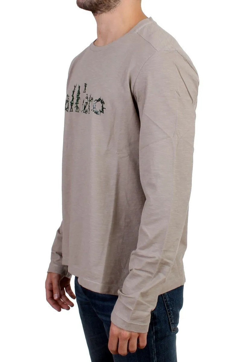 Gray crewneck long sleeve t-shirt