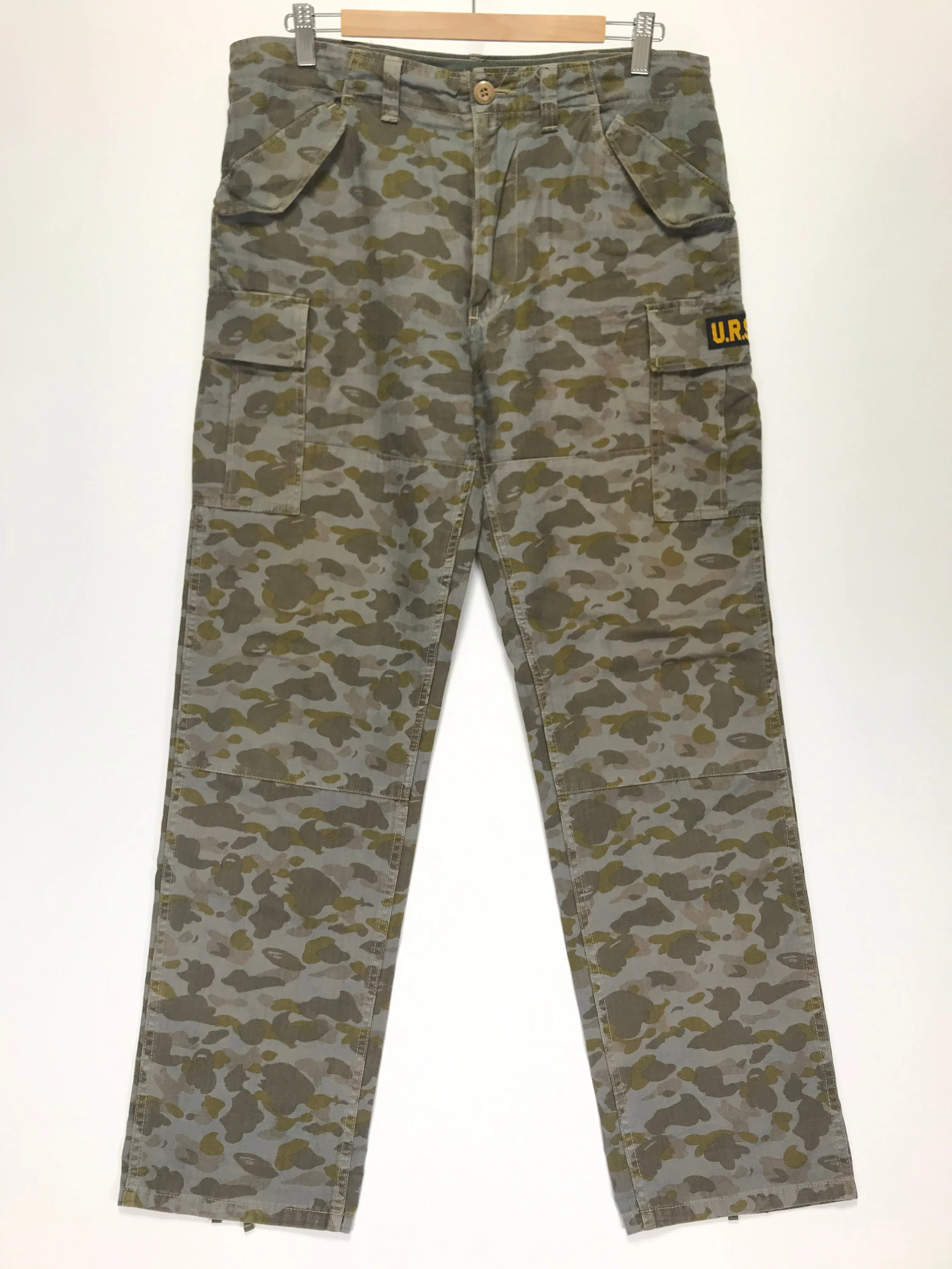 [L] A Bathing Ape Ursus Bape Camo Cargo Pants Olive