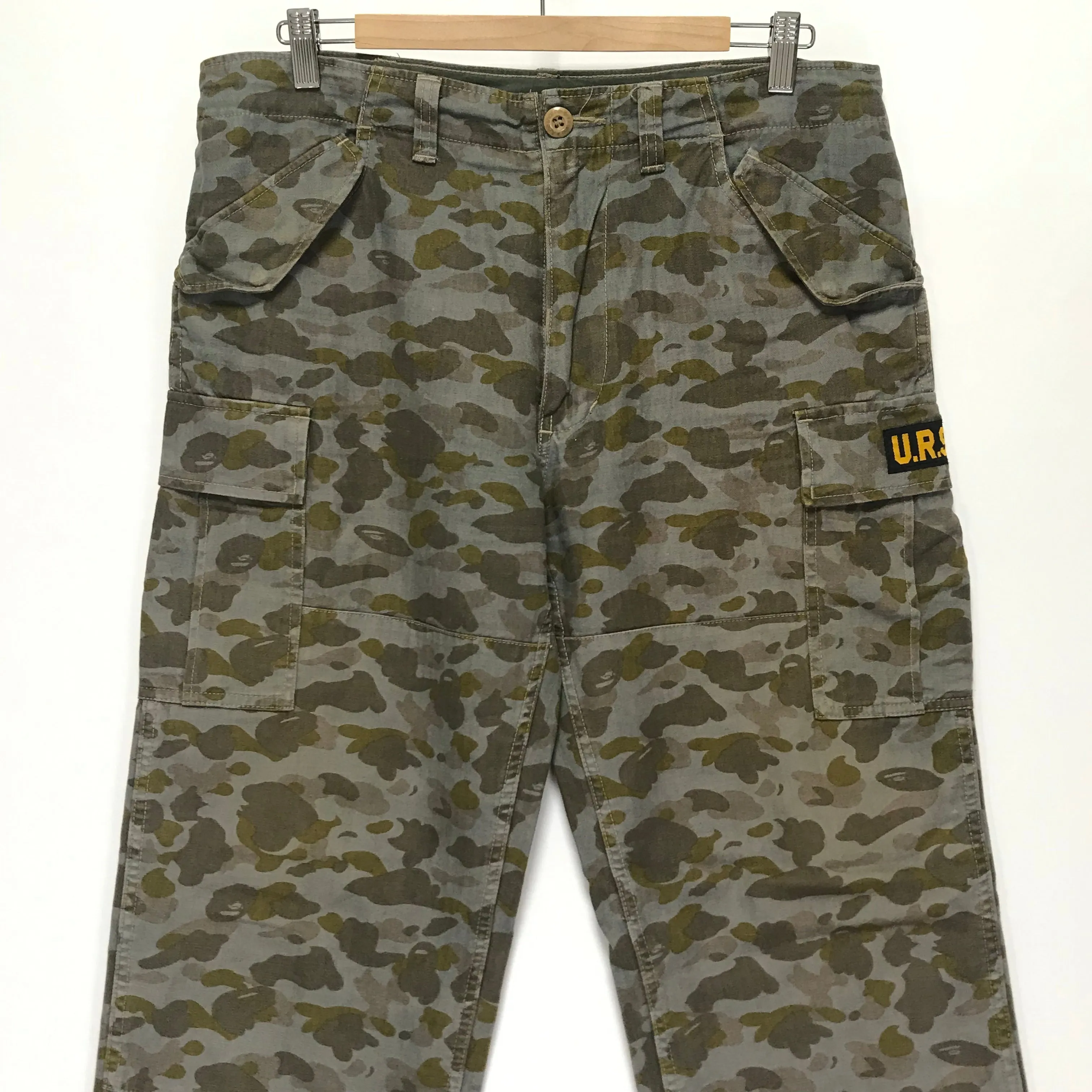 [L] A Bathing Ape Ursus Bape Camo Cargo Pants Olive