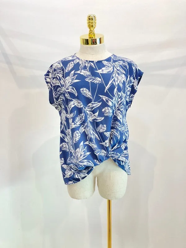 Leaf Print Short Sleeve Top - Miley   Molly