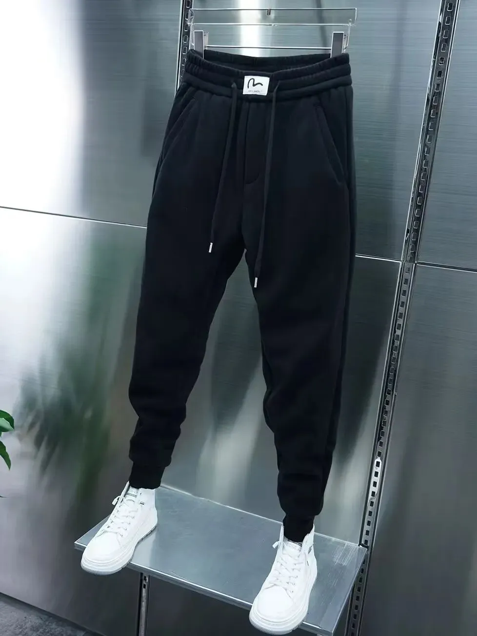 Men's Sweatpants Solid Loose Fit Mens Sweatpant Winter Warm Fleece Joggers Pants Unisex Elastic Waist Track Pants Male Trousers