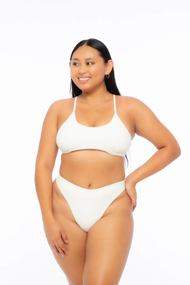Nona Perkasa Zara Top - Ivory