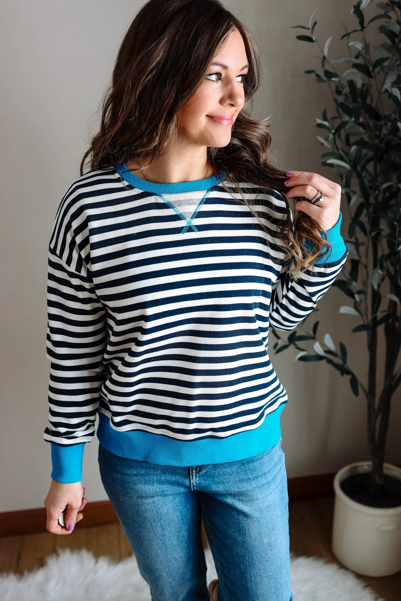 Nori Contrast Rib Stripe Sweatshirt - Navy