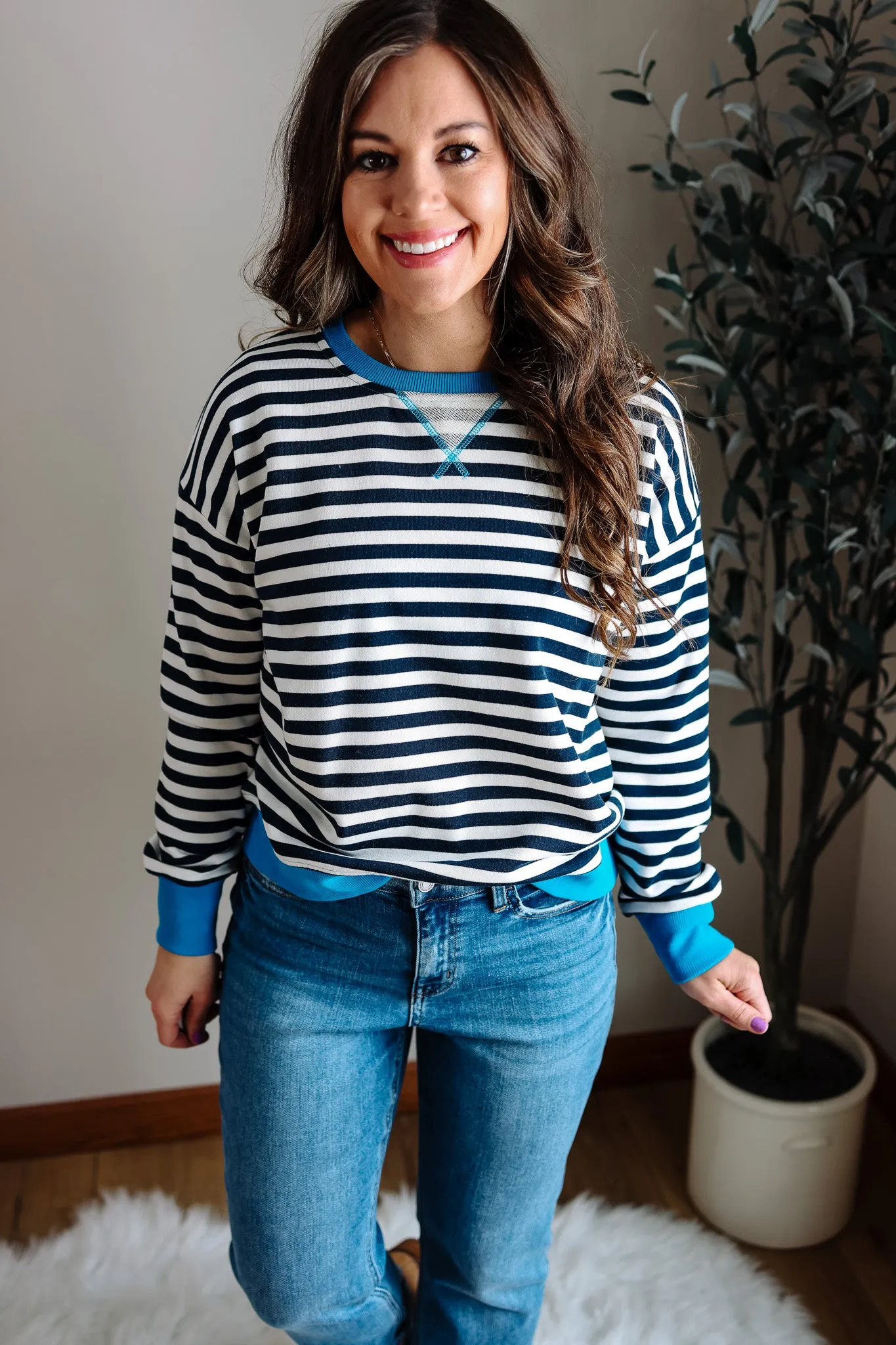 Nori Contrast Rib Stripe Sweatshirt - Navy