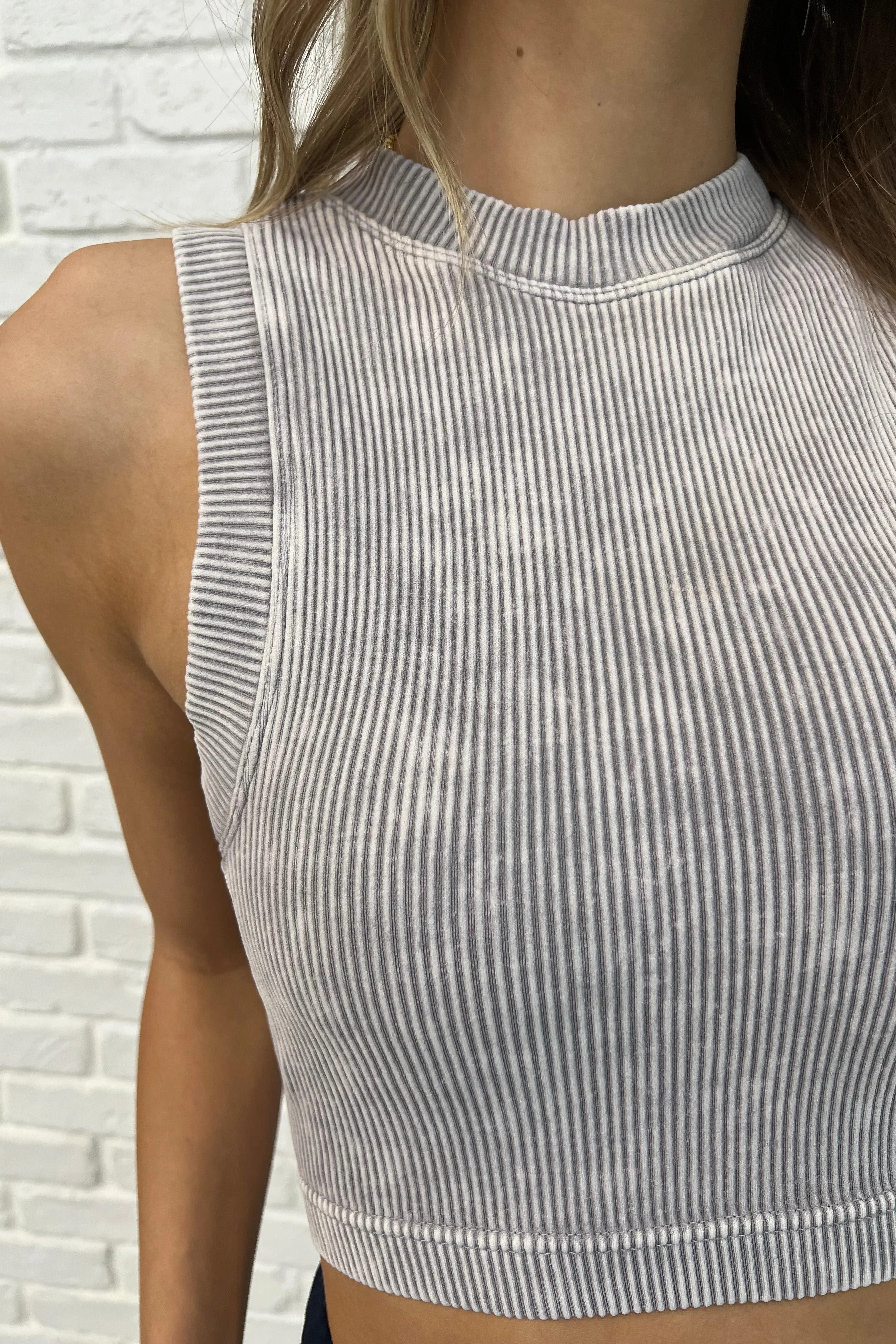 Over and Out Cropped Ribbed Tank in Sleet