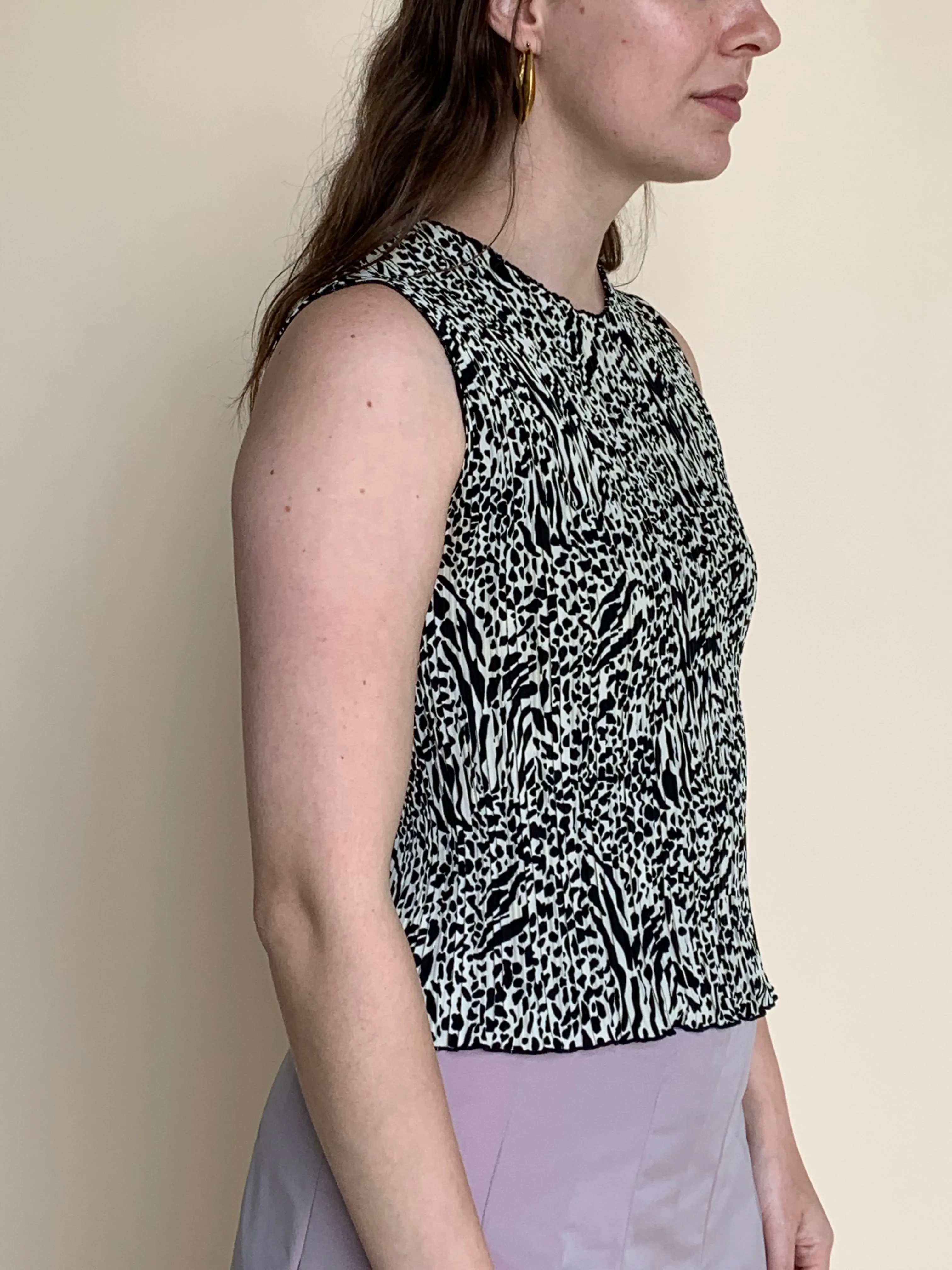 Printed pleated stretch top
