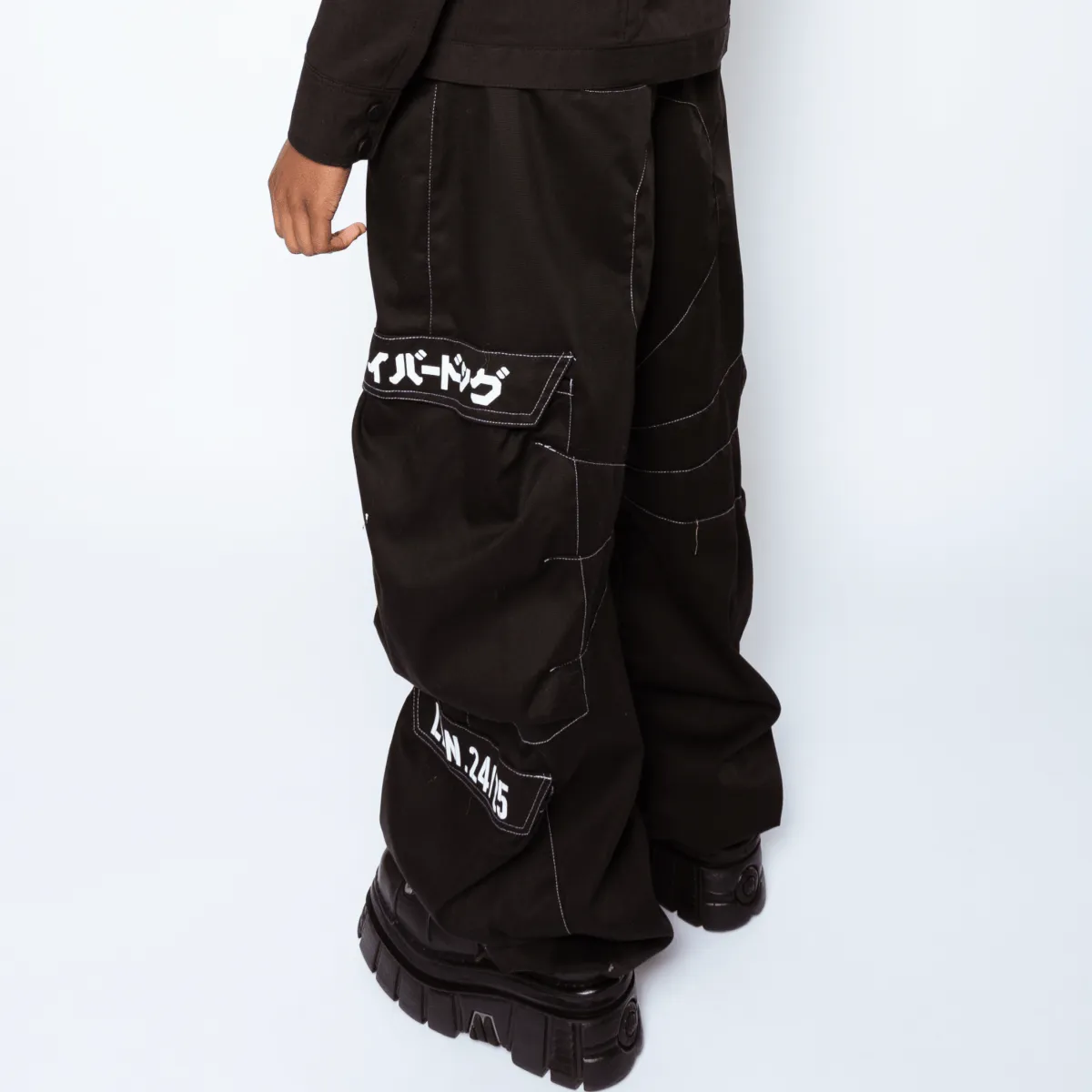 PROTON PANTS BLACK