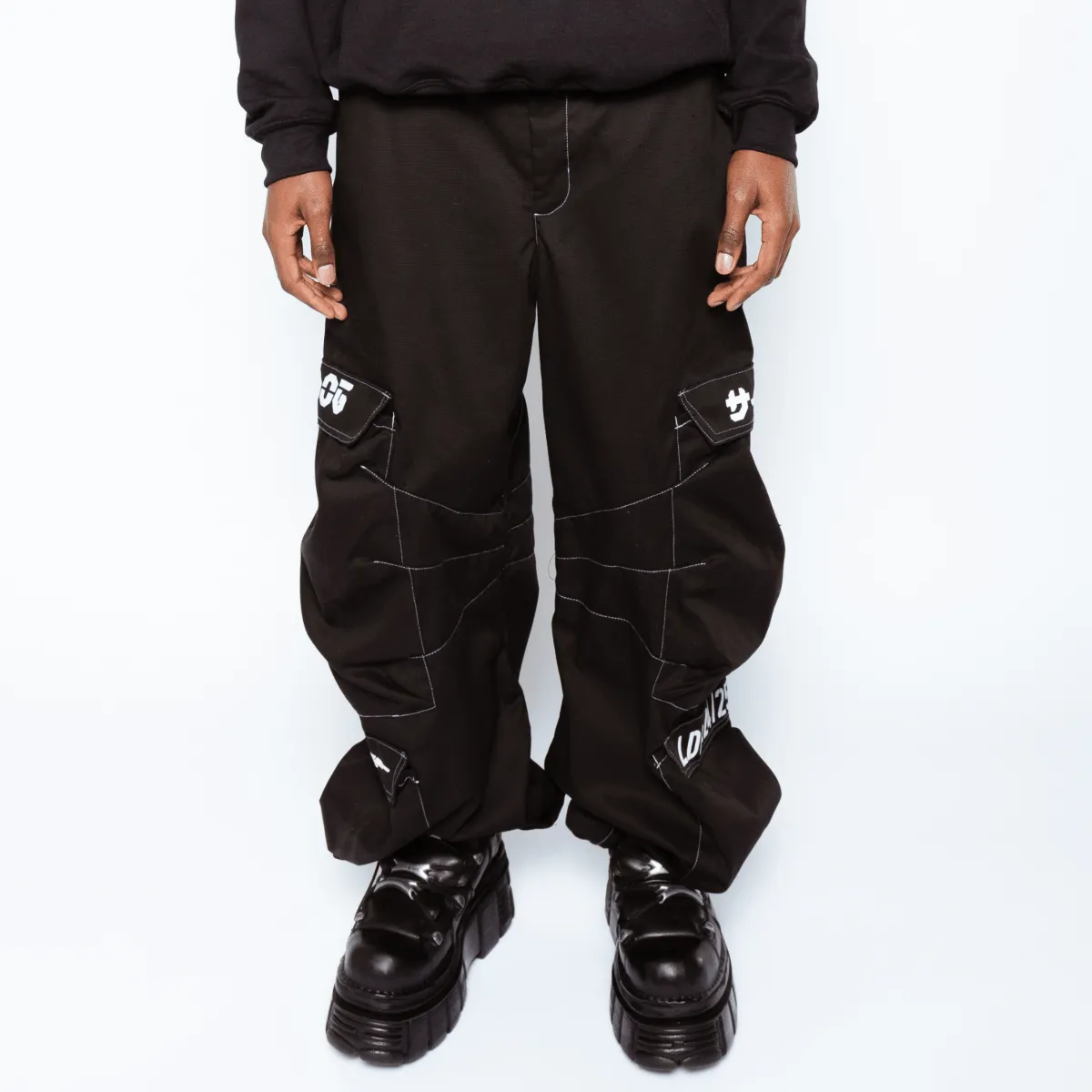PROTON PANTS BLACK