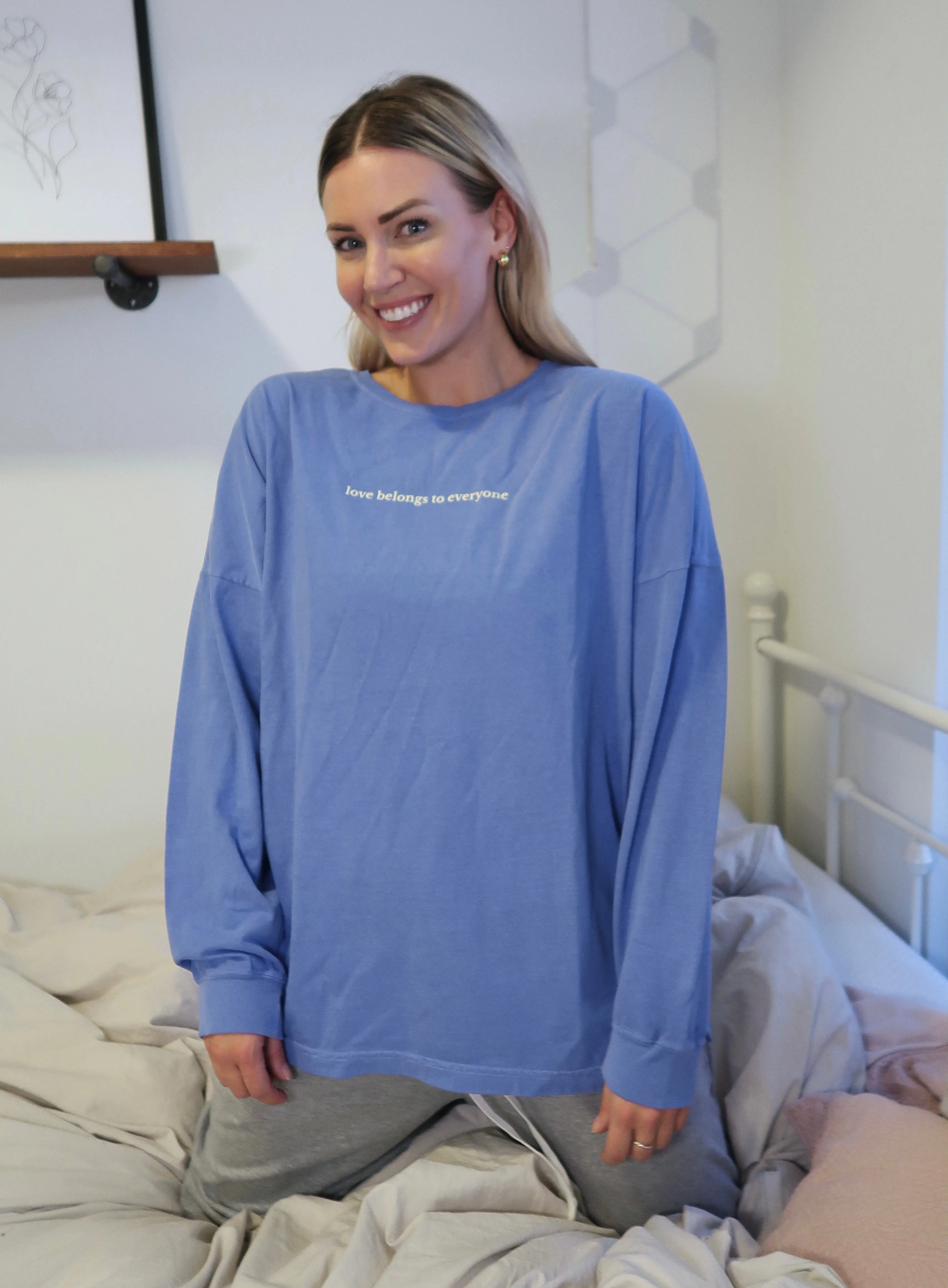 "LOVE BELONGS" OVERSIZED LONG SLEEVE (Ocean Blue)