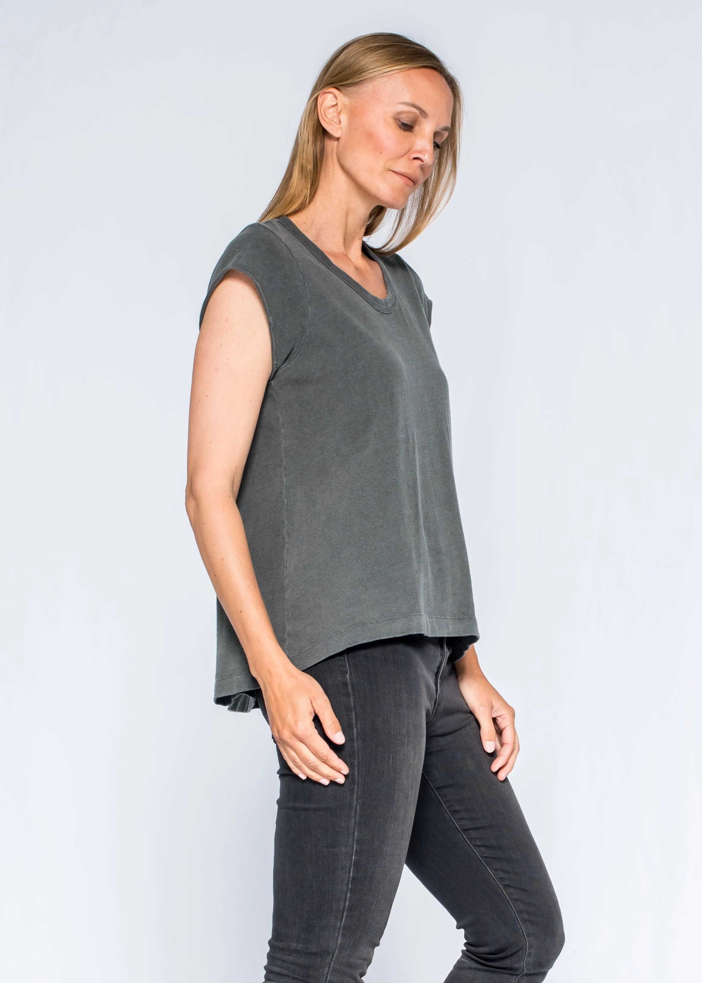 Raw Soft Short Sleeve Scoop Neck Tee