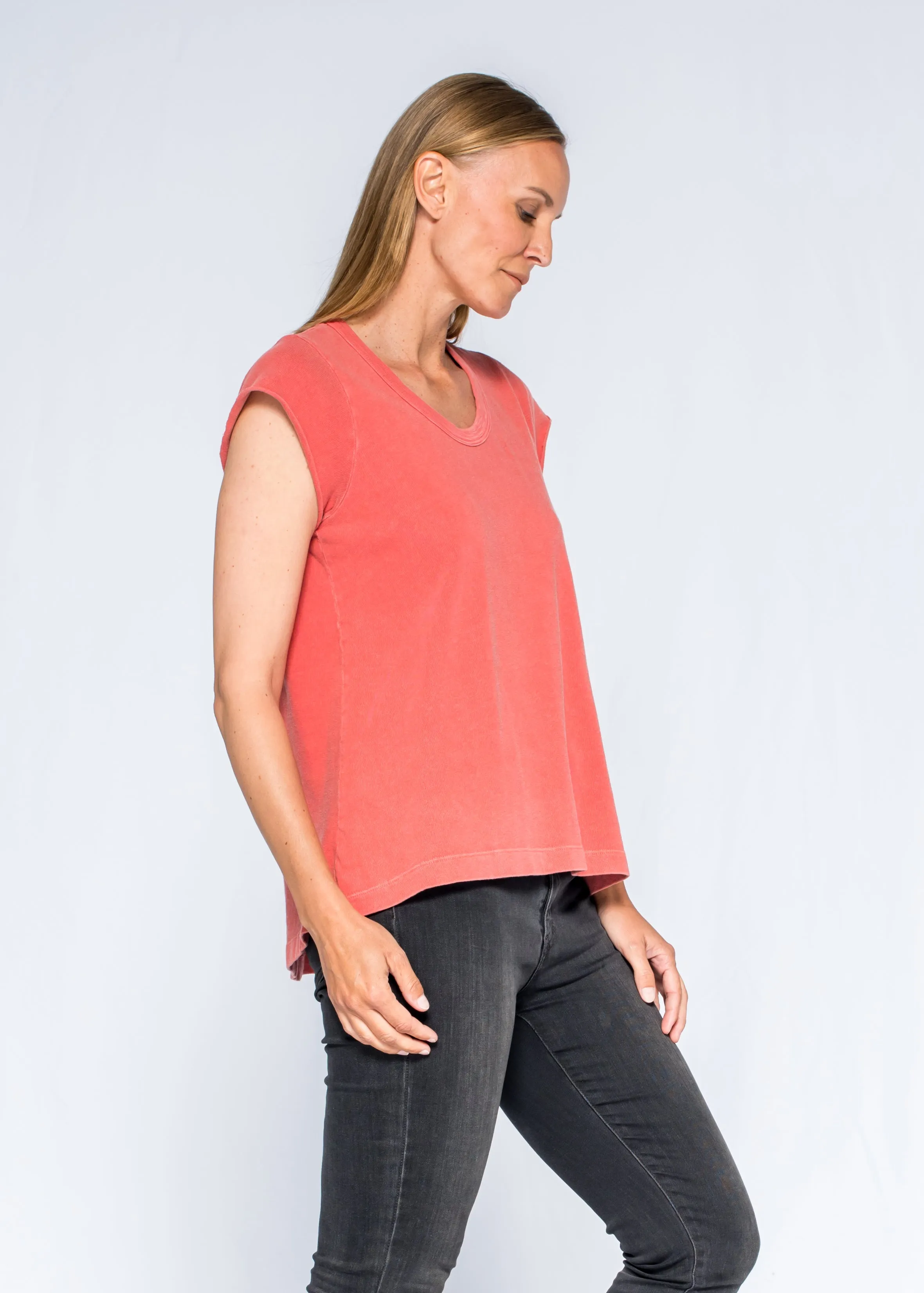 Raw Soft Short Sleeve Scoop Neck Tee