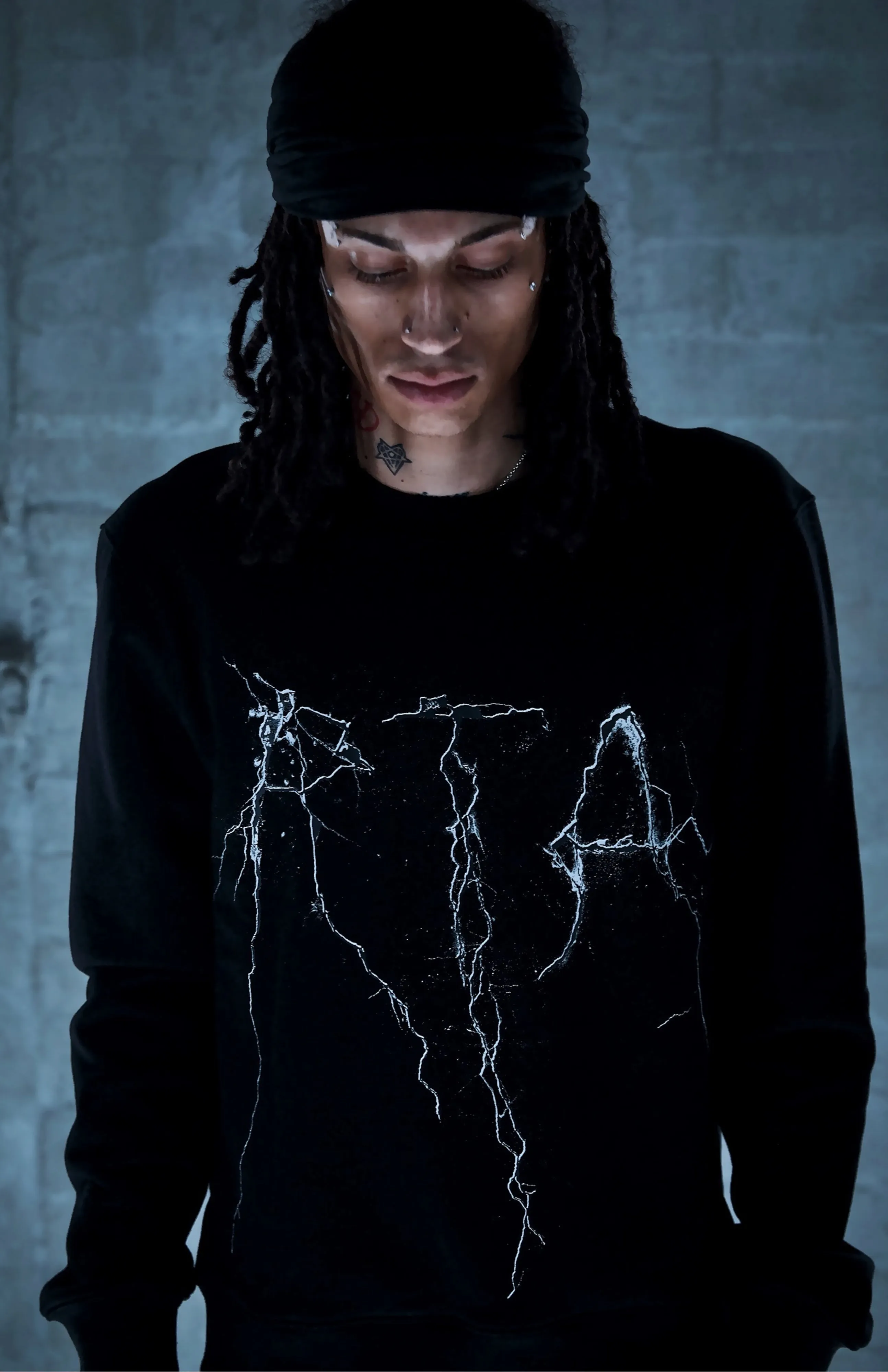 RTA Charles | Black Cracked Logo