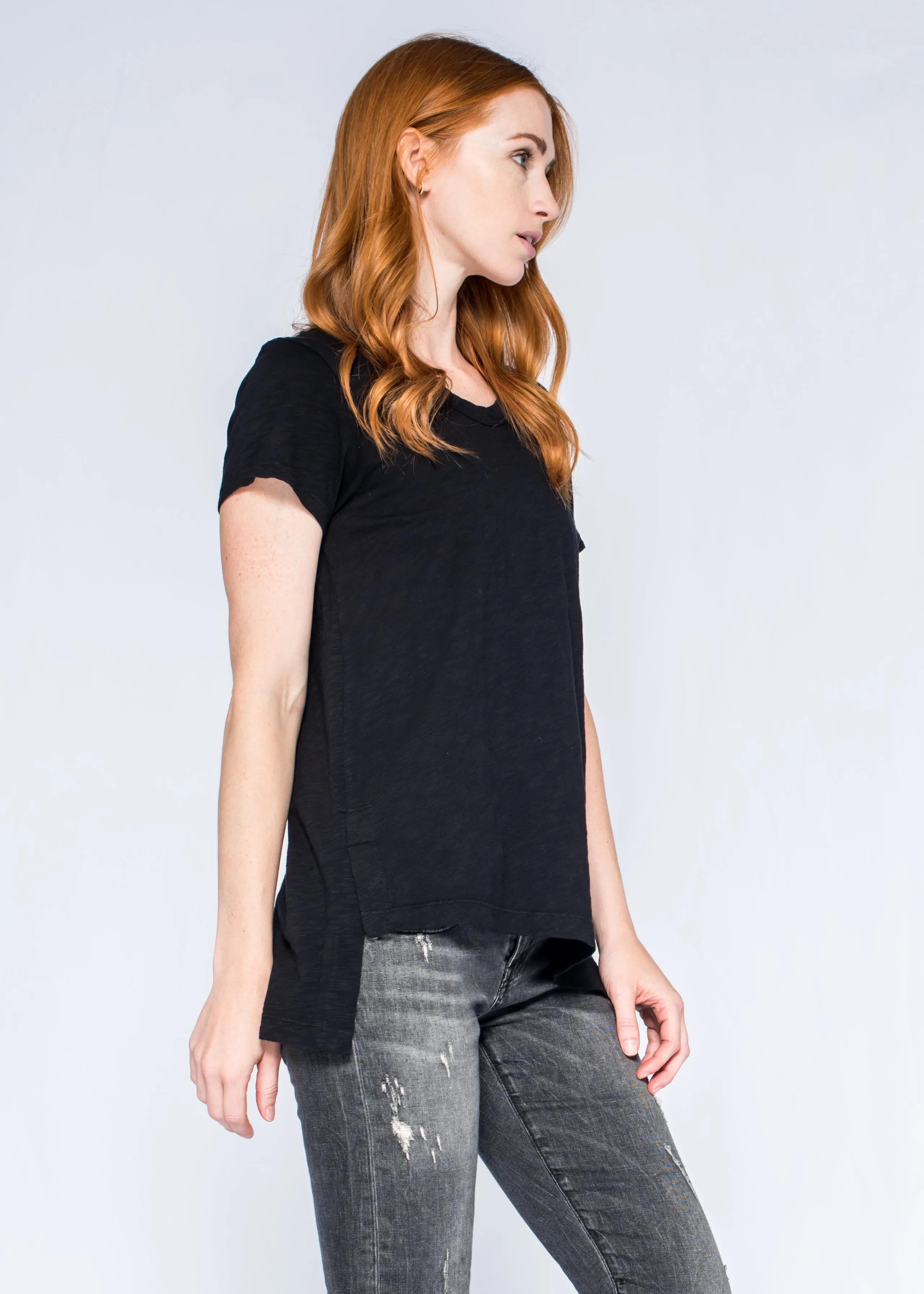 Shrunken Scoop Neck Short Sleeve Tee Double Slit Hem