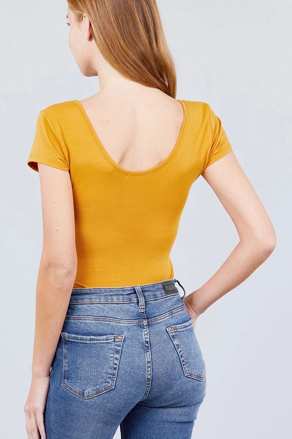 Solid Short Sleeve Scoop Neck Bodysuit