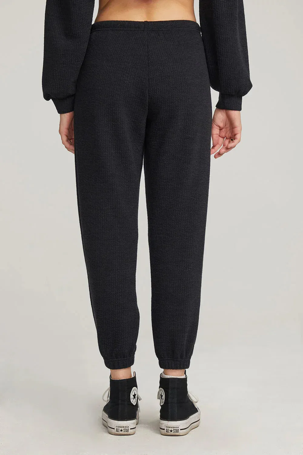 The Ribbed Pull On Jogger Pant by Saltwater Luxe - Black
