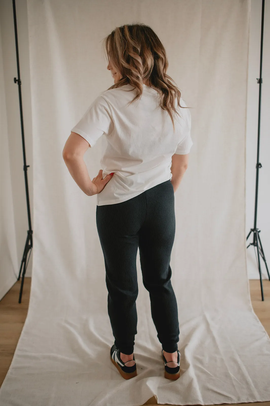 The Ribbed Pull On Jogger Pant by Saltwater Luxe - Black