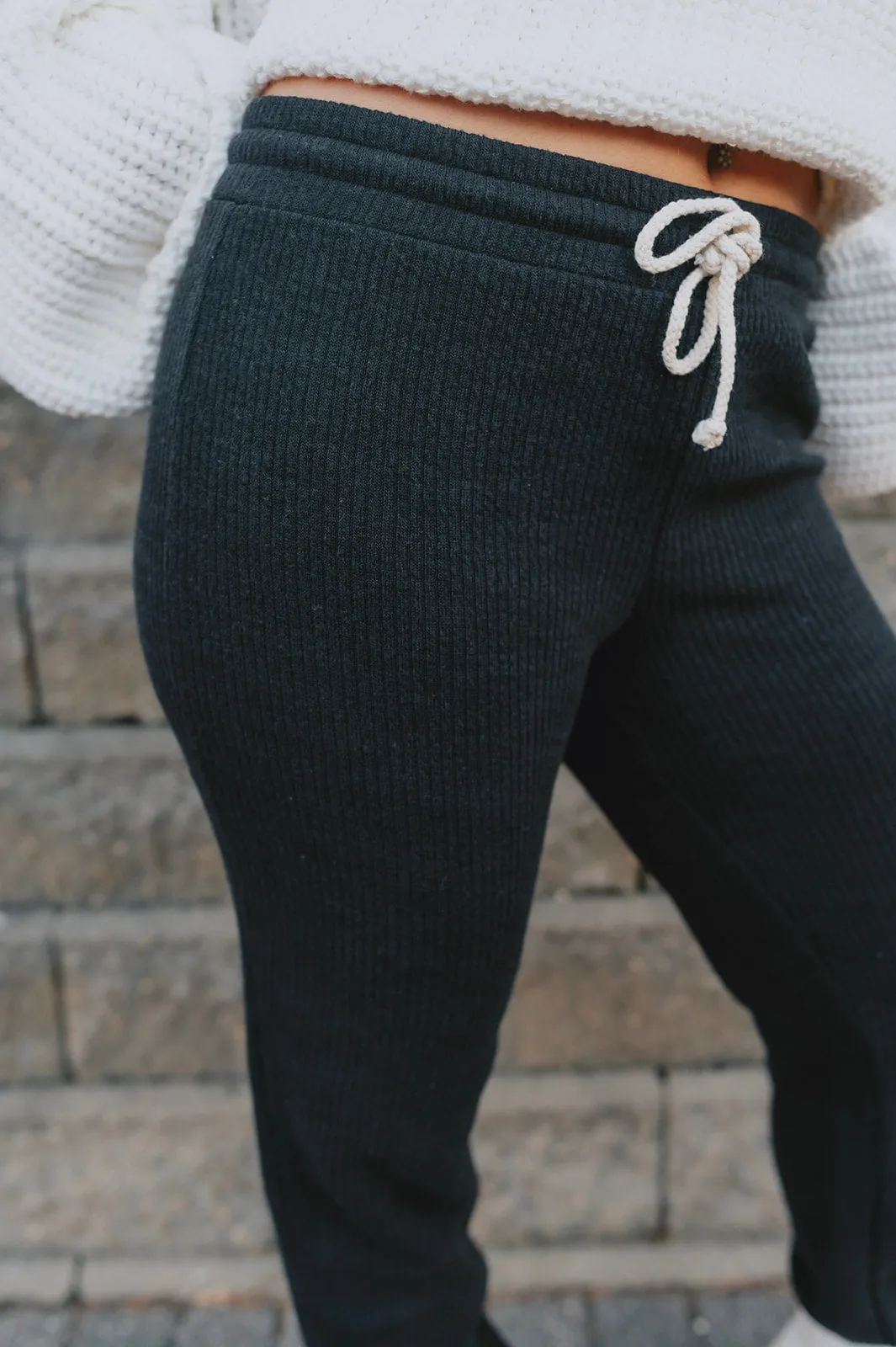 The Ribbed Pull On Jogger Pant by Saltwater Luxe - Black