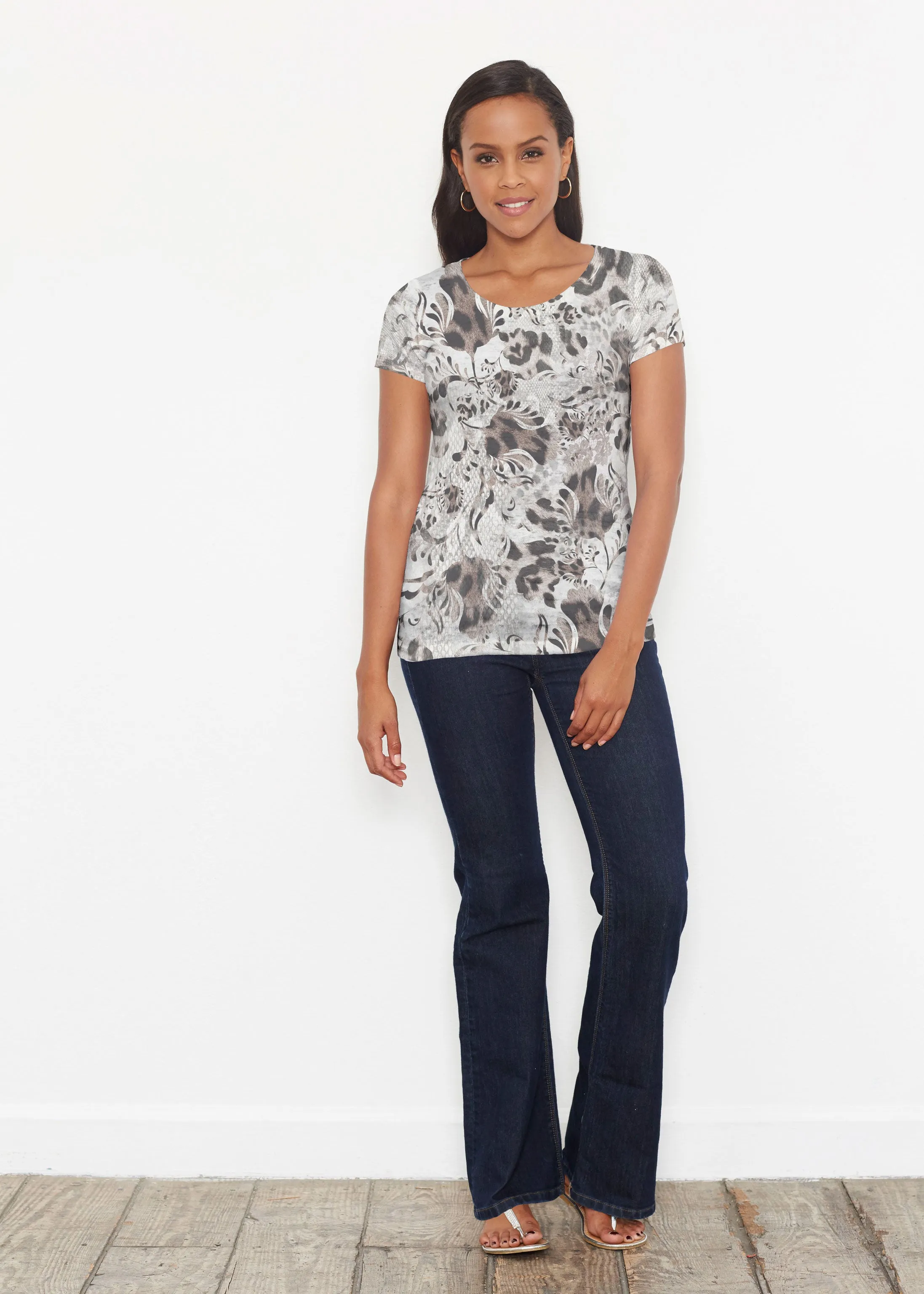 Tulip Leopard Multi (7731) ~ Signature Short Sleeve Scoop Shirt