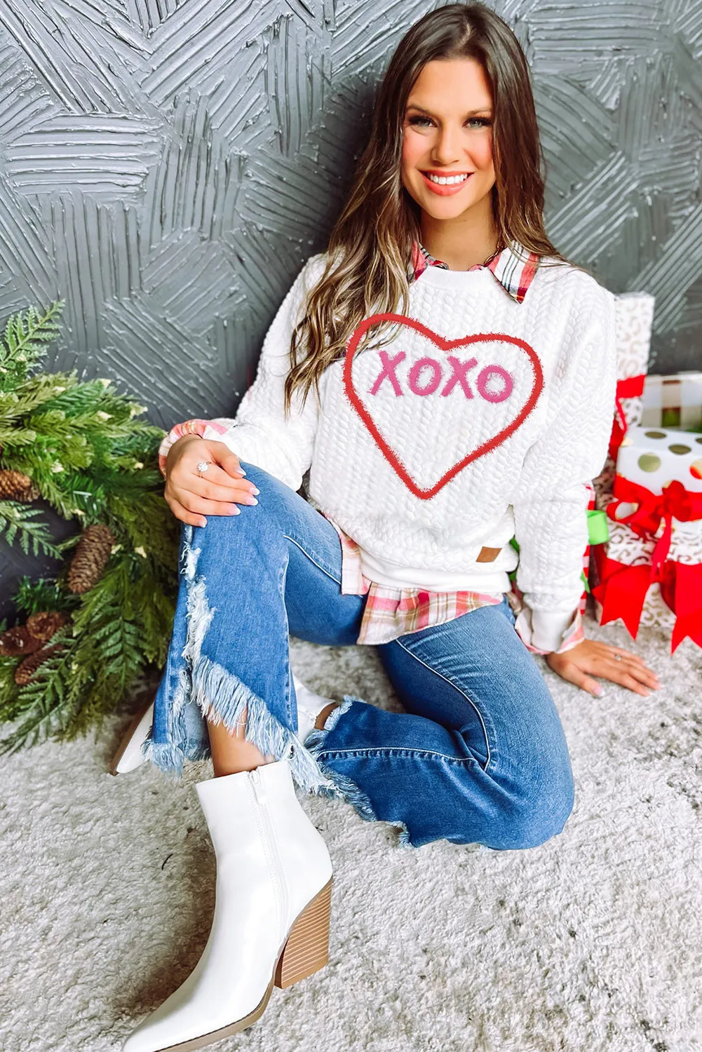 White Valentines Heart XOXO Graphic Textured Sweatshirt
